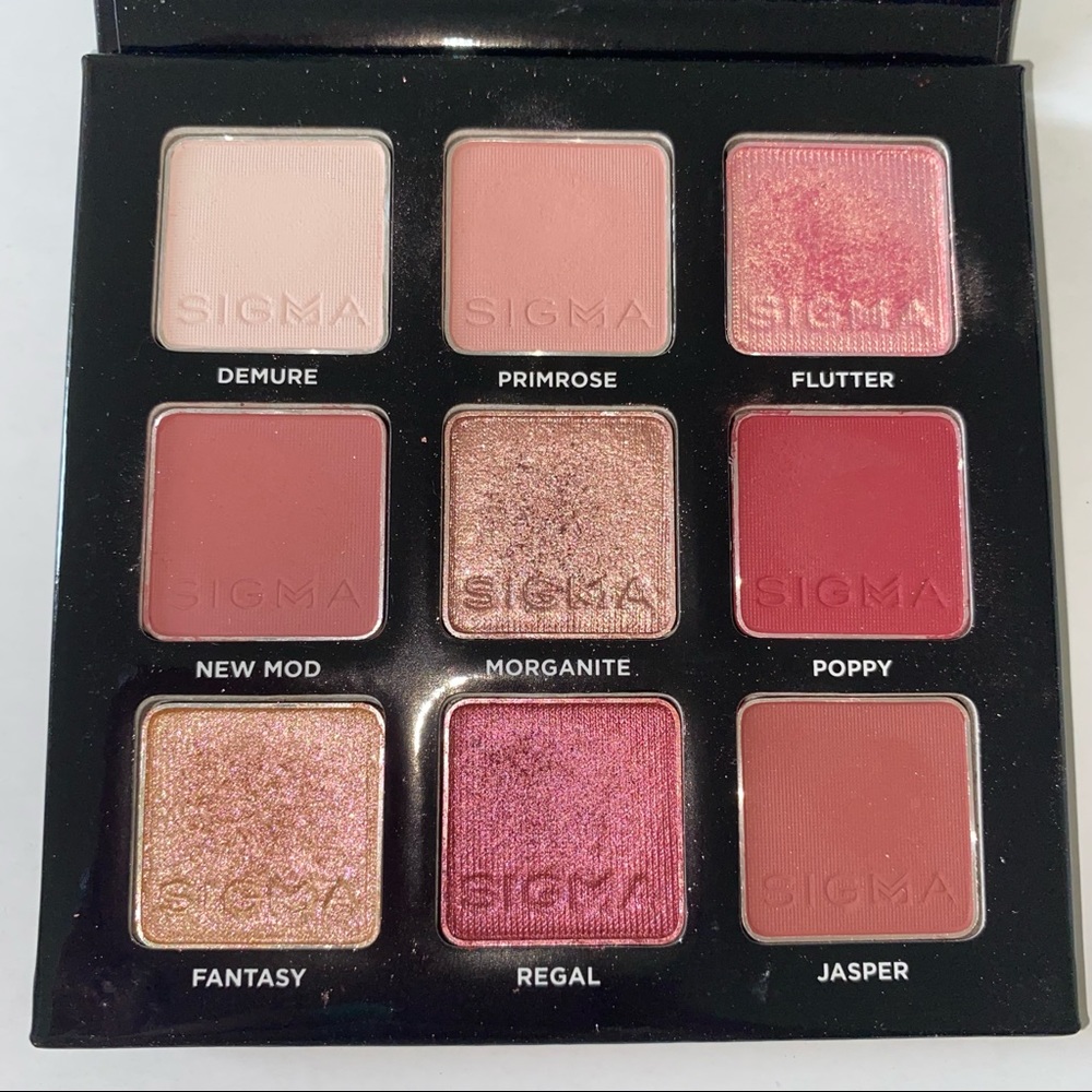 Sigma Rosy Eyeshadow Palette